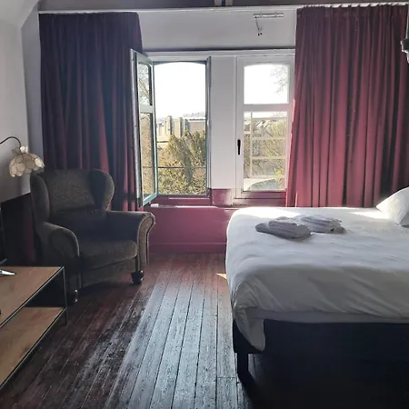 Bed & Breakfast Boutique Baron Osy 2*