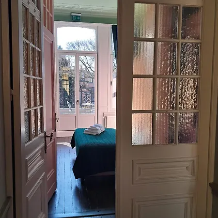 Boutique Baron Osy Bed & Breakfast Antwerp