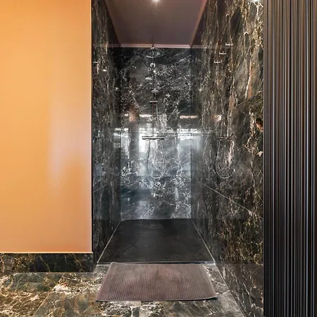 Boutique Baron Osy 2*