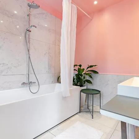 Bed & Breakfast Boutique Baron Osy 2*